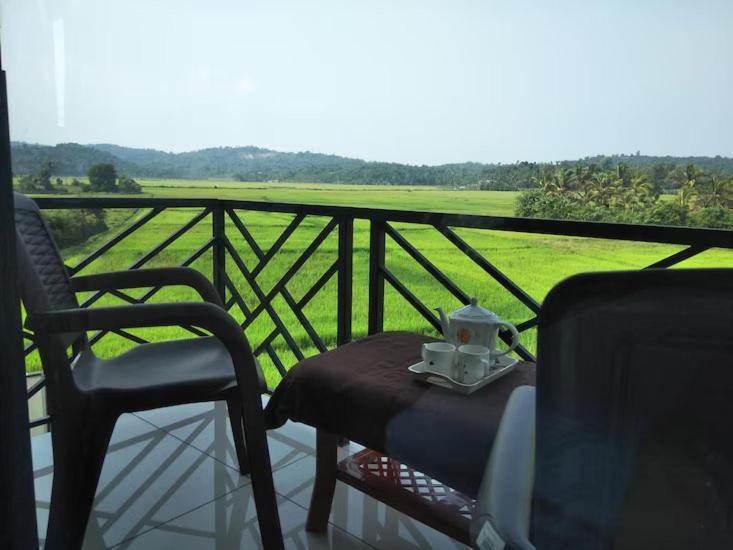 Paddyfield Inn Mananthavady Ngoại thất bức ảnh