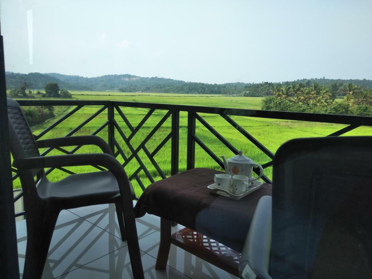 Paddyfield Inn Mananthavady Ngoại thất bức ảnh